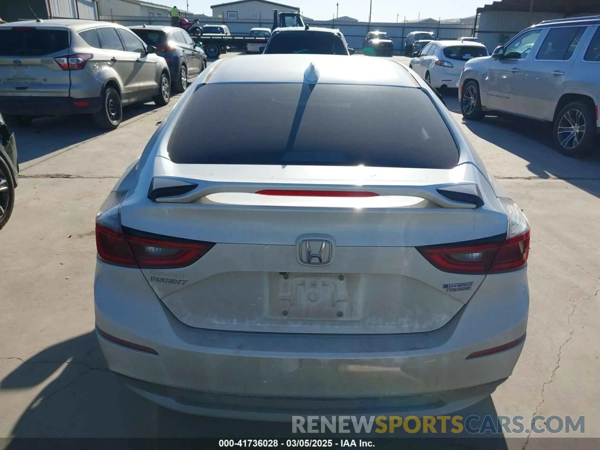 16 Photograph of a damaged car 19XZE4F9XNE001306 HONDA INSIGHT 2022