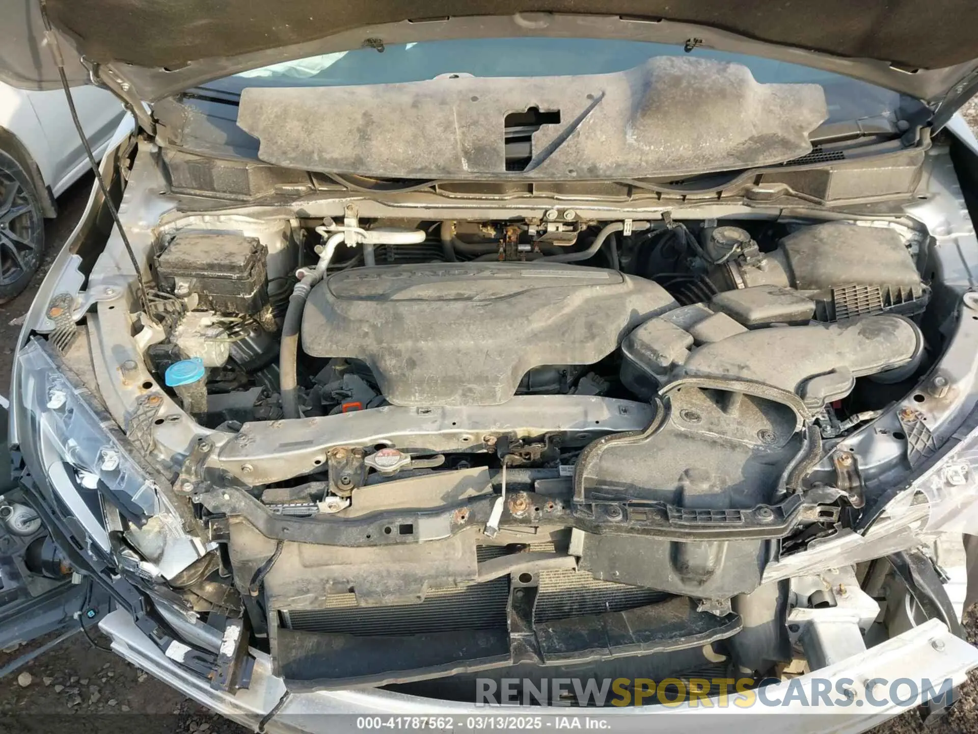 10 Photograph of a damaged car 5FNRL6H20KB028201 HONDA ODYSSEY 2019