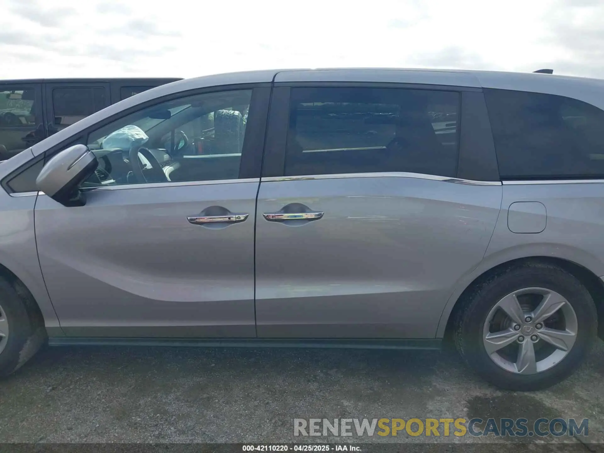 14 Фотография поврежденного автомобиля 5FNRL6H50KB001882 HONDA ODYSSEY 2019