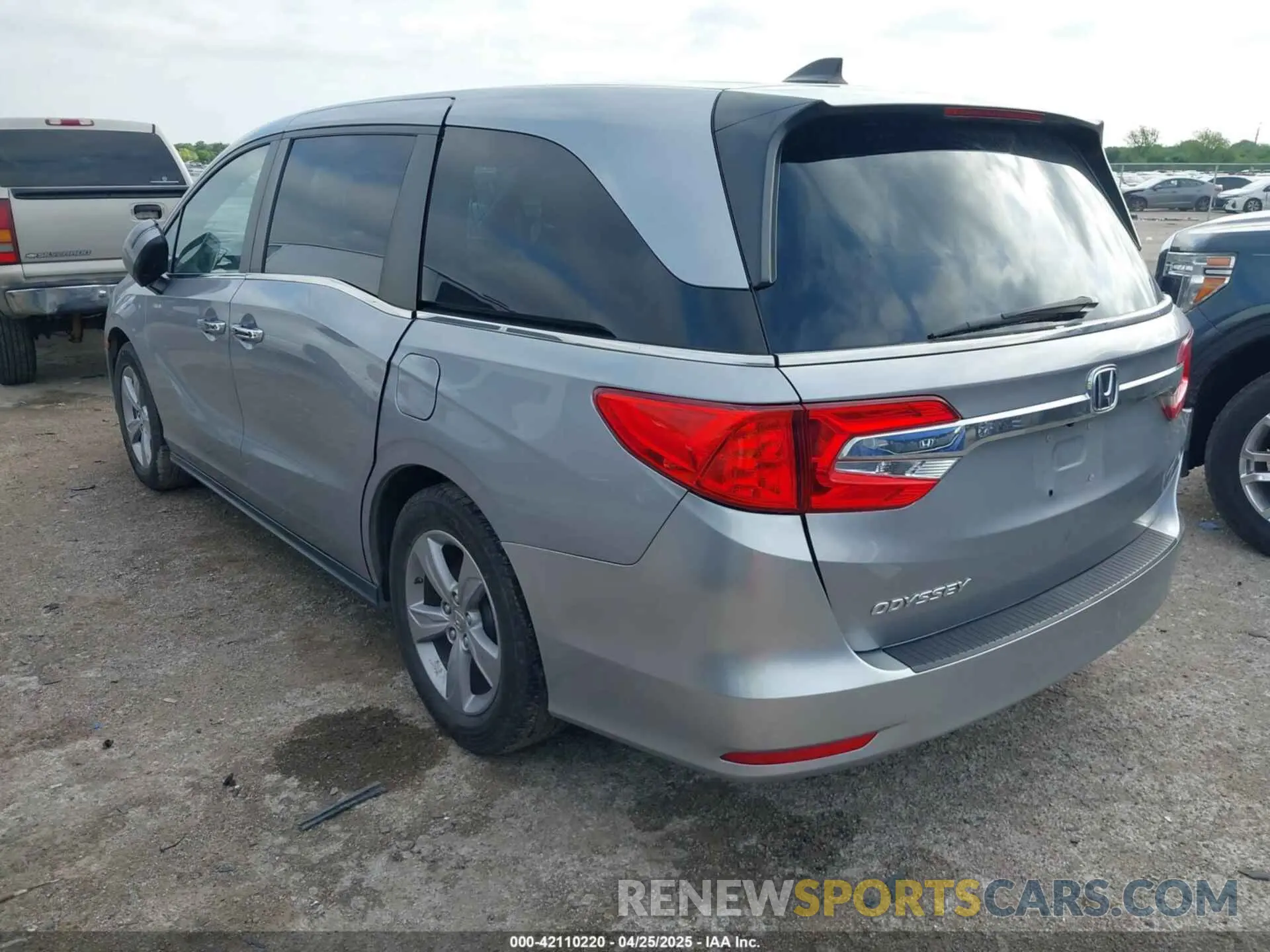 3 Фотография поврежденного автомобиля 5FNRL6H50KB001882 HONDA ODYSSEY 2019