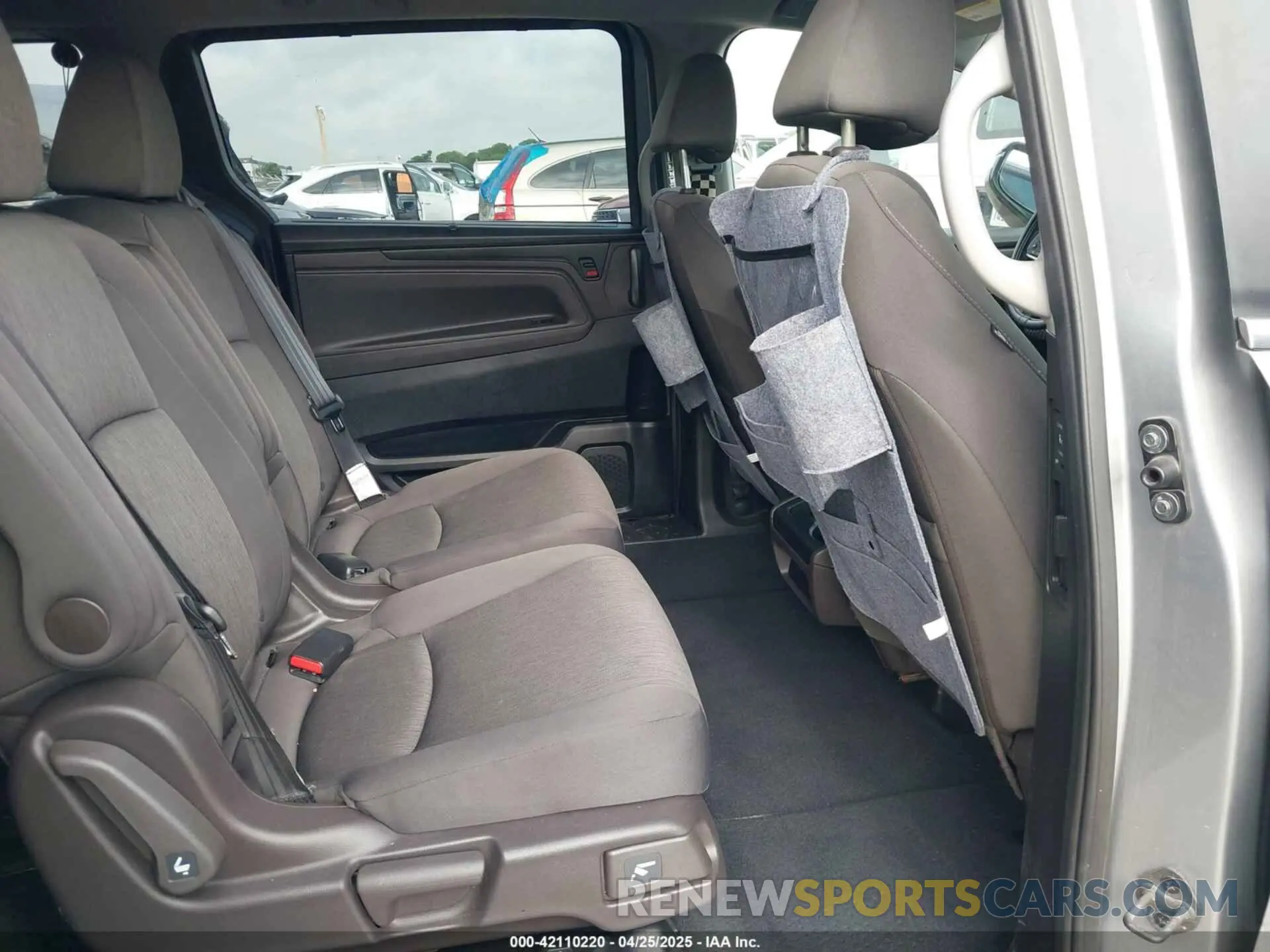 8 Фотография поврежденного автомобиля 5FNRL6H50KB001882 HONDA ODYSSEY 2019