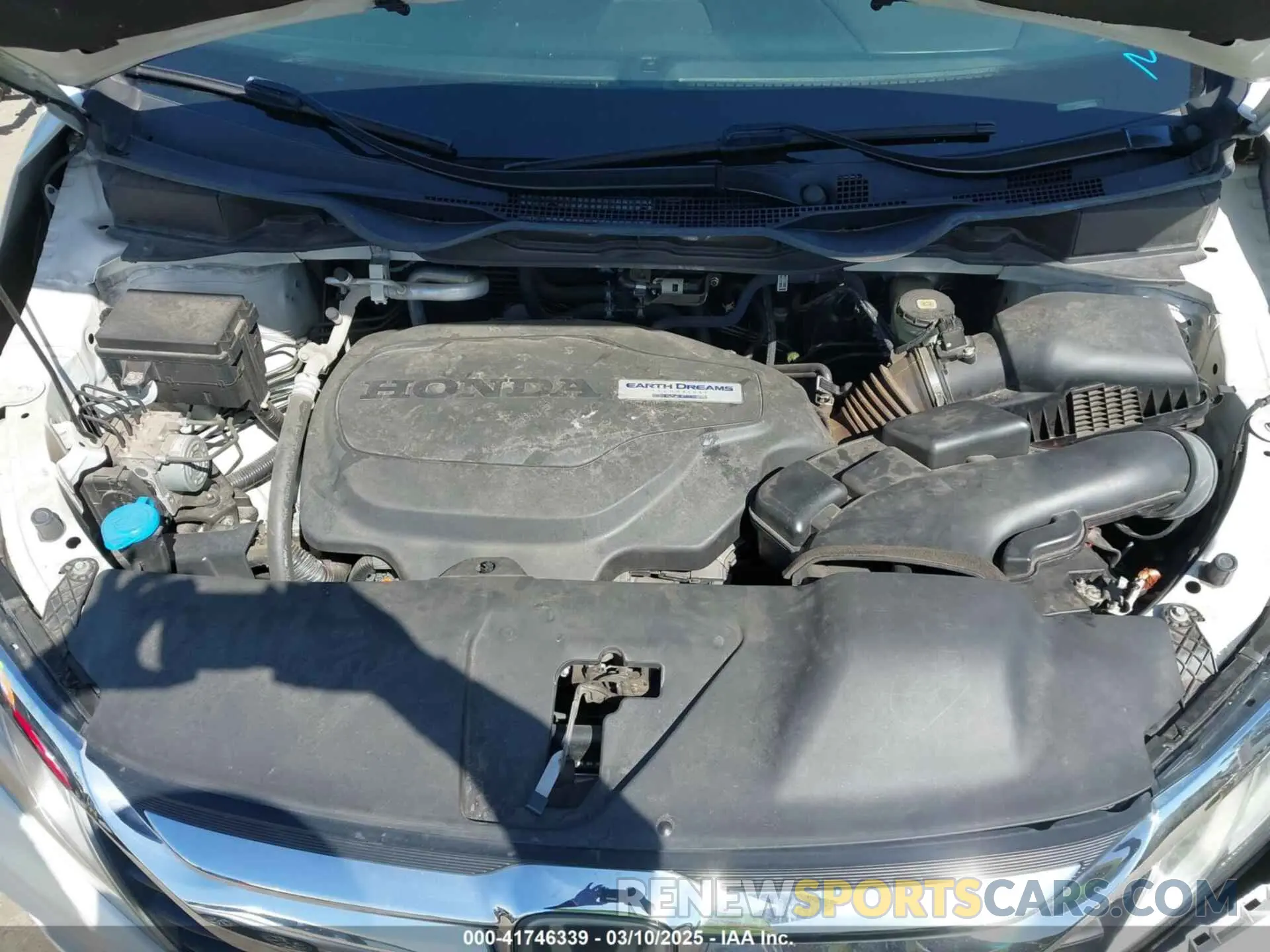 10 Photograph of a damaged car 5FNRL6H52KB087762 HONDA ODYSSEY 2019