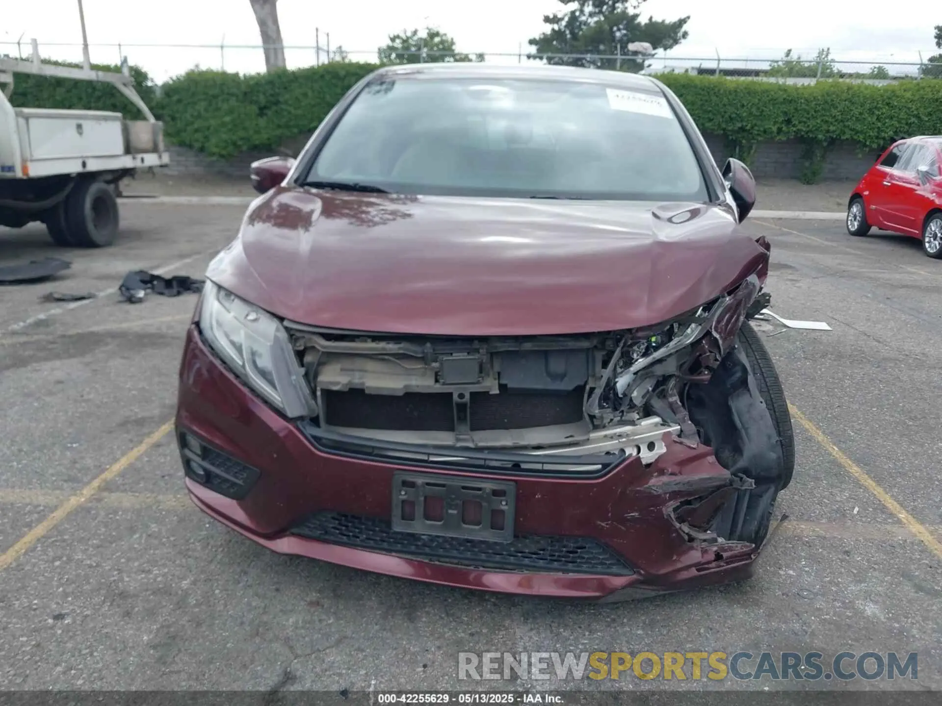 13 Photograph of a damaged car 5FNRL6H53KB046833 HONDA ODYSSEY 2019