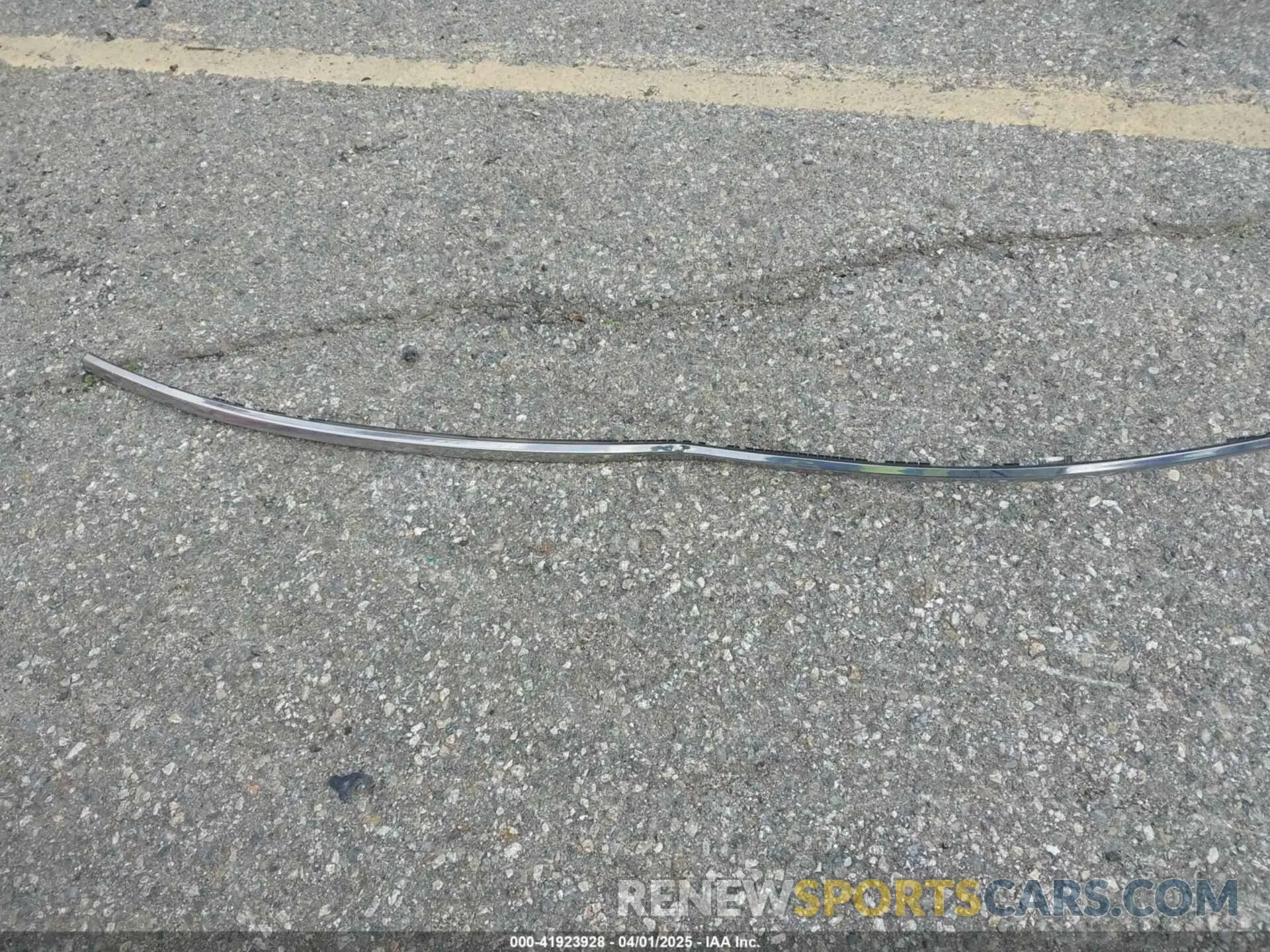 12 Photograph of a damaged car 5FNRL6H56KB069085 HONDA ODYSSEY 2019