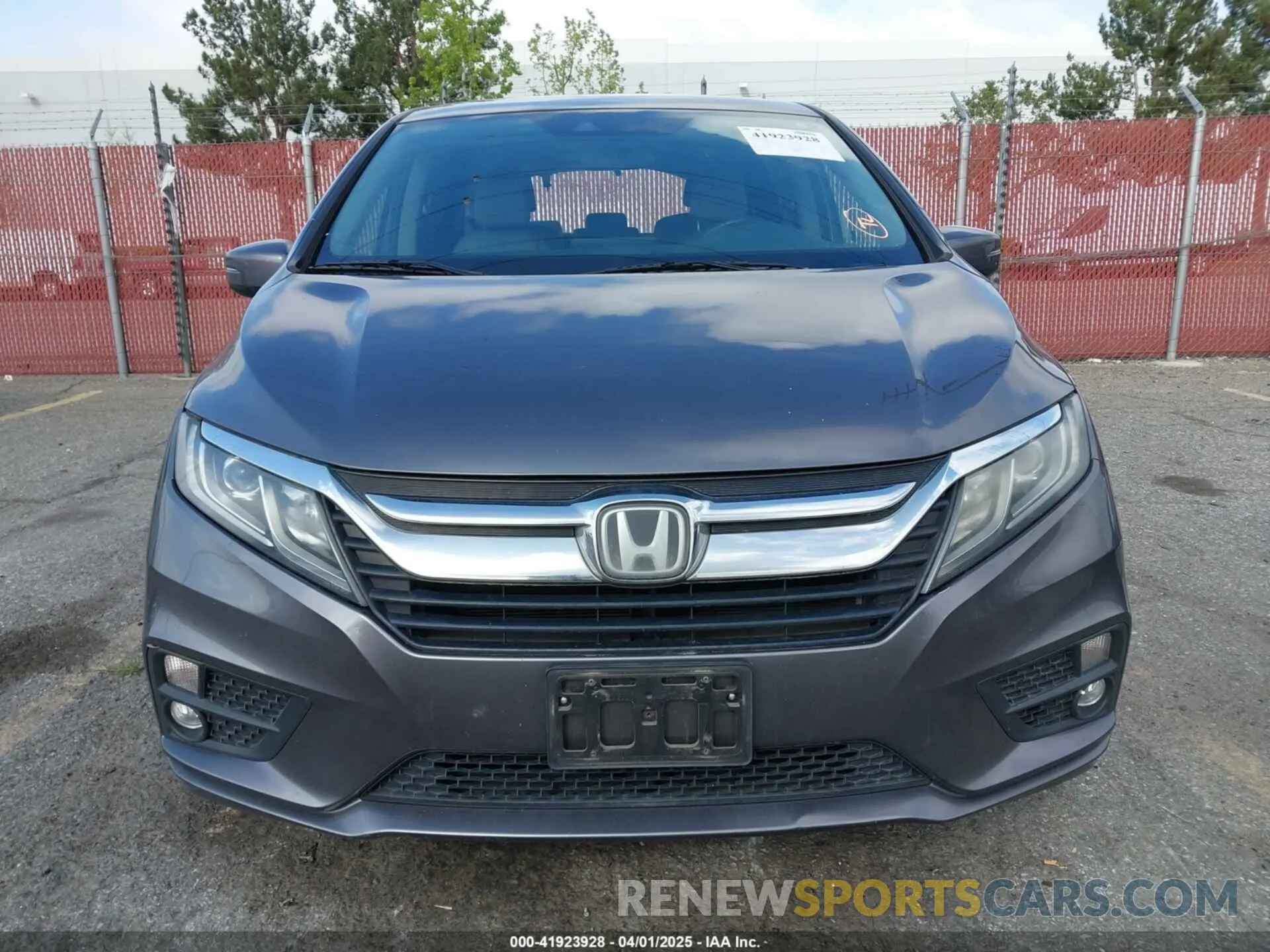 13 Photograph of a damaged car 5FNRL6H56KB069085 HONDA ODYSSEY 2019