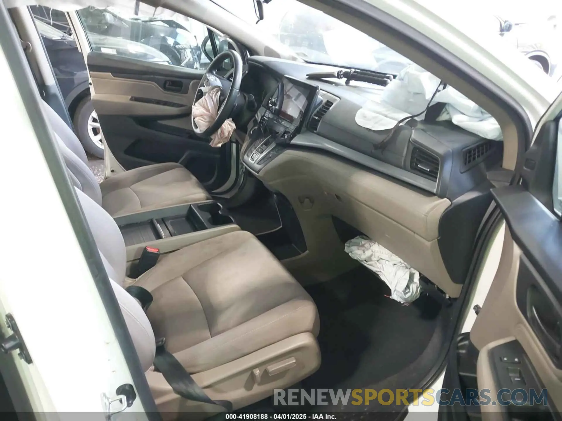 5 Фотография поврежденного автомобиля 5FNRL6H57KB087739 HONDA ODYSSEY 2019