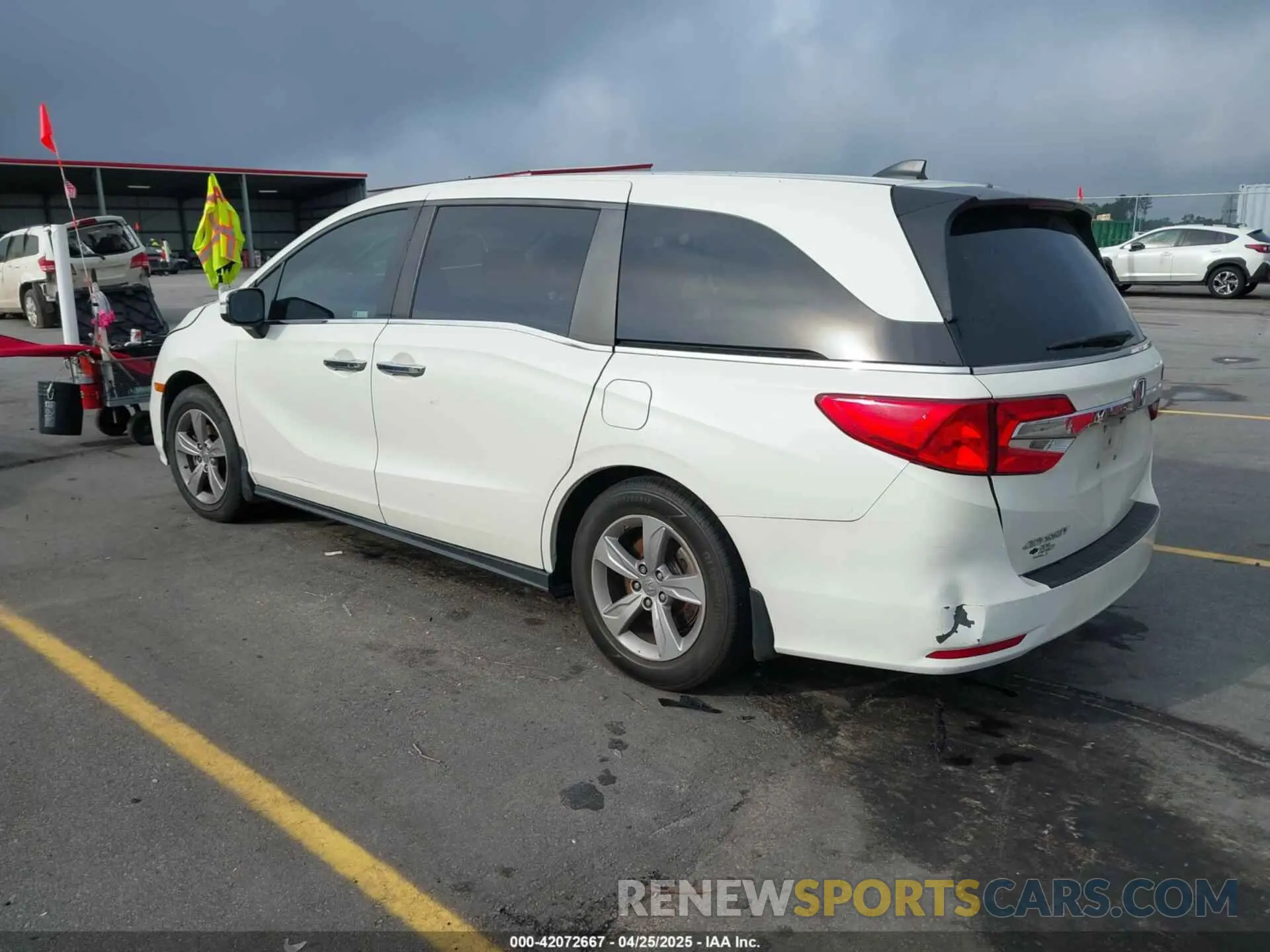 3 Фотография поврежденного автомобиля 5FNRL6H70KB083596 HONDA ODYSSEY 2019