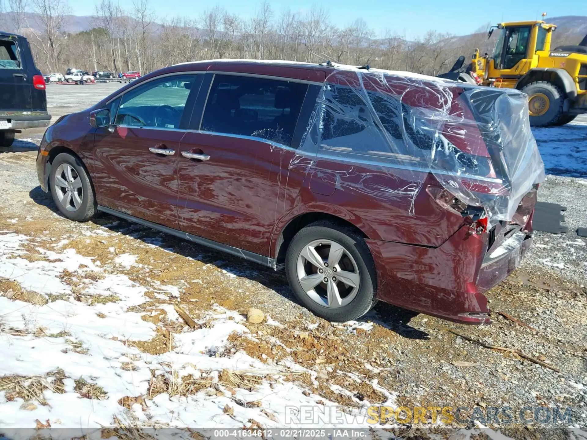 3 Photograph of a damaged car 5FNRL6H71KB011113 HONDA ODYSSEY 2019