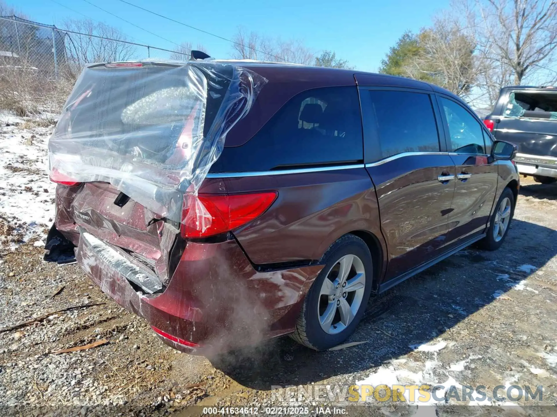 6 Photograph of a damaged car 5FNRL6H71KB011113 HONDA ODYSSEY 2019