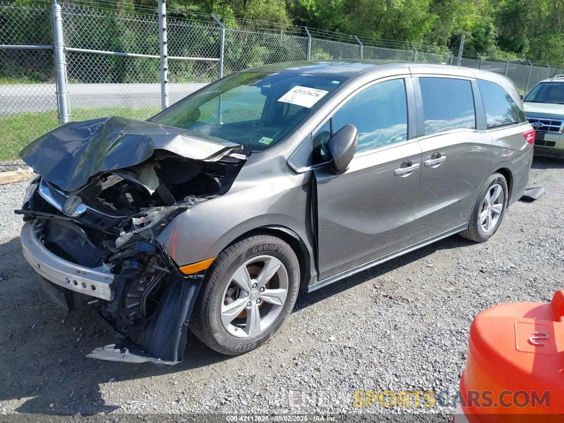2 Photograph of a damaged car 5FNRL6H71KB019129 HONDA ODYSSEY 2019