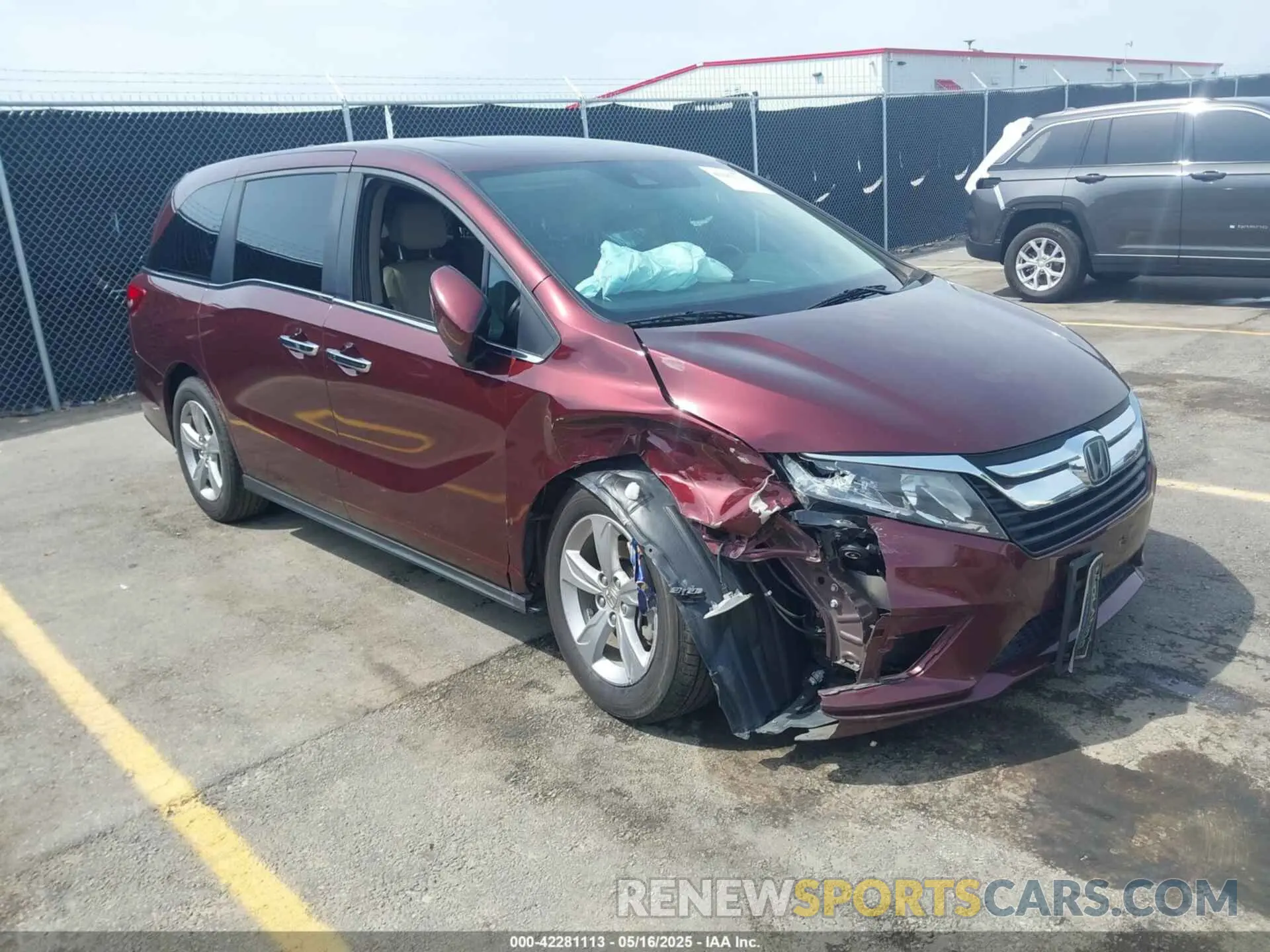 1 Photograph of a damaged car 5FNRL6H73KB050592 HONDA ODYSSEY 2019