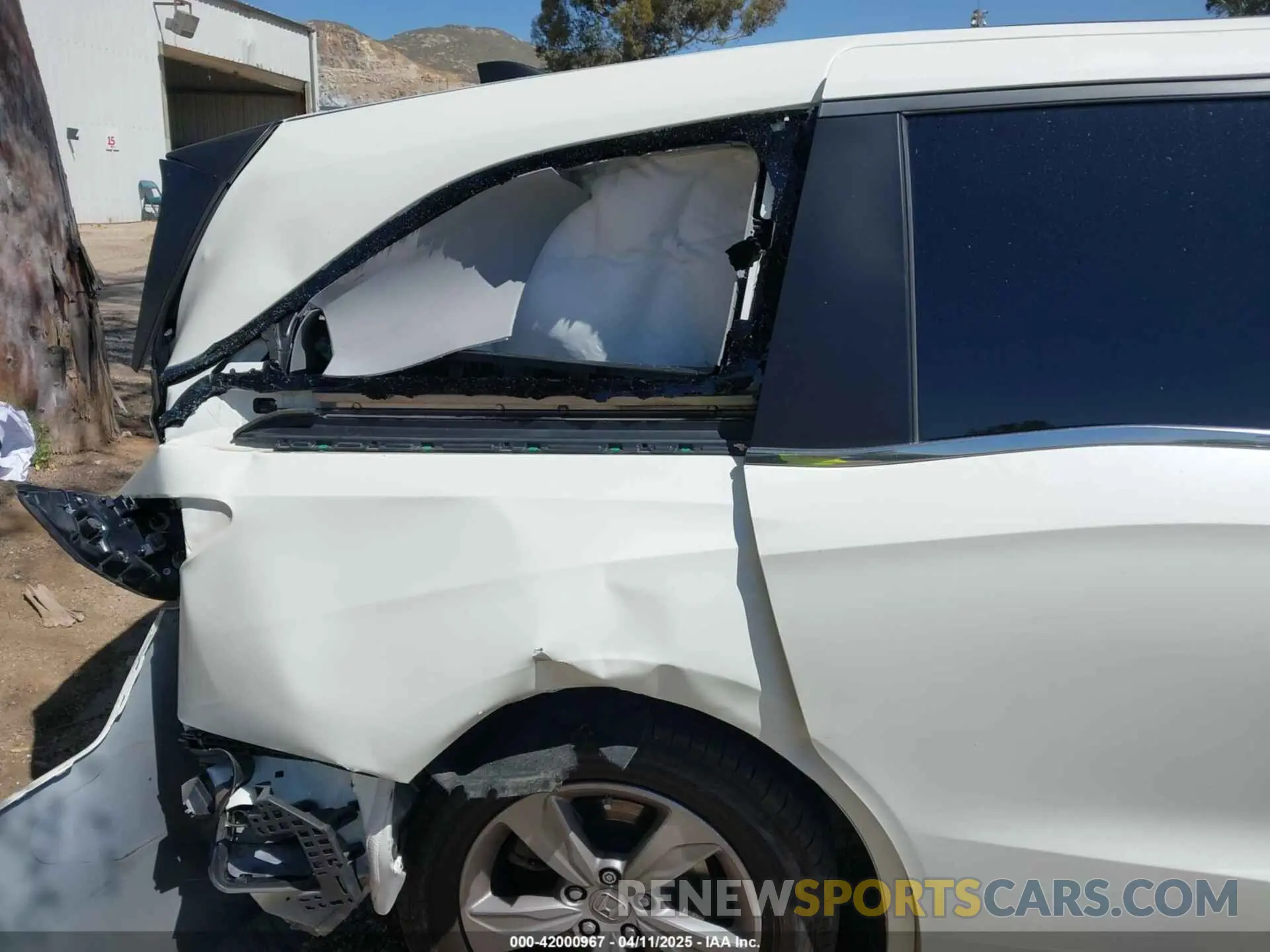 18 Фотография поврежденного автомобиля 5FNRL6H76KB066365 HONDA ODYSSEY 2019