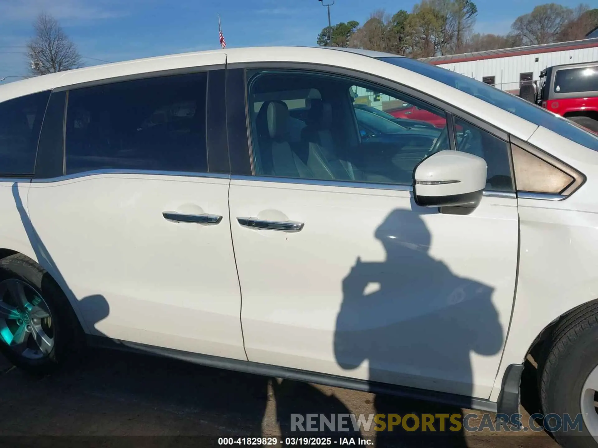 13 Фотография поврежденного автомобиля 5FNRL6H76KB090410 HONDA ODYSSEY 2019