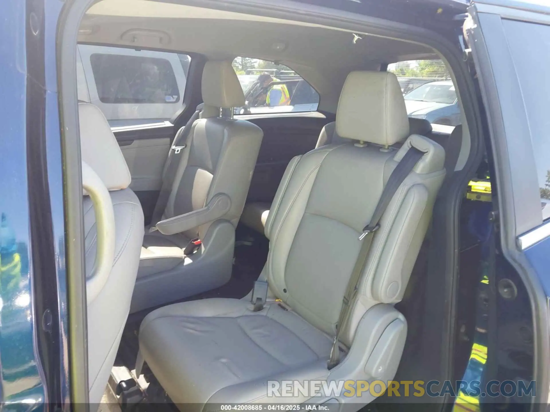 8 Фотография поврежденного автомобиля 5FNRL6H78KB096922 HONDA ODYSSEY 2019