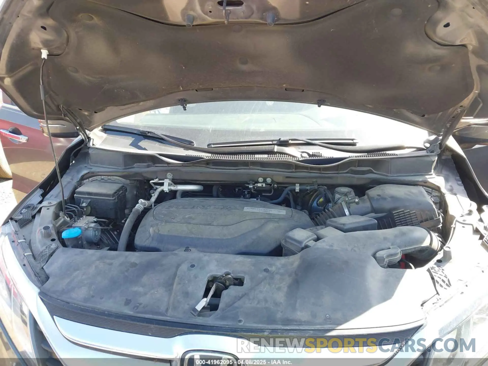 10 Photograph of a damaged car 5FNRL6H78KB115260 HONDA ODYSSEY 2019