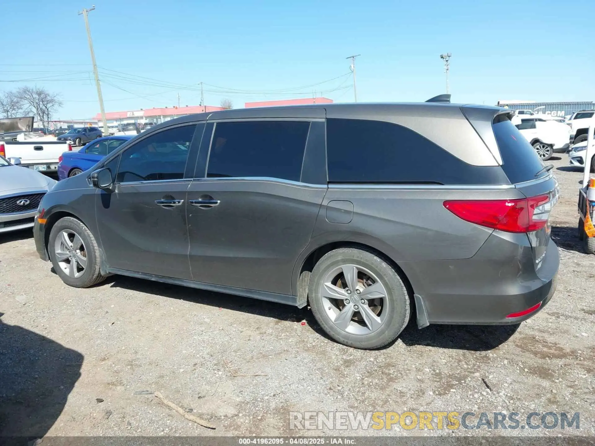 14 Photograph of a damaged car 5FNRL6H78KB115260 HONDA ODYSSEY 2019