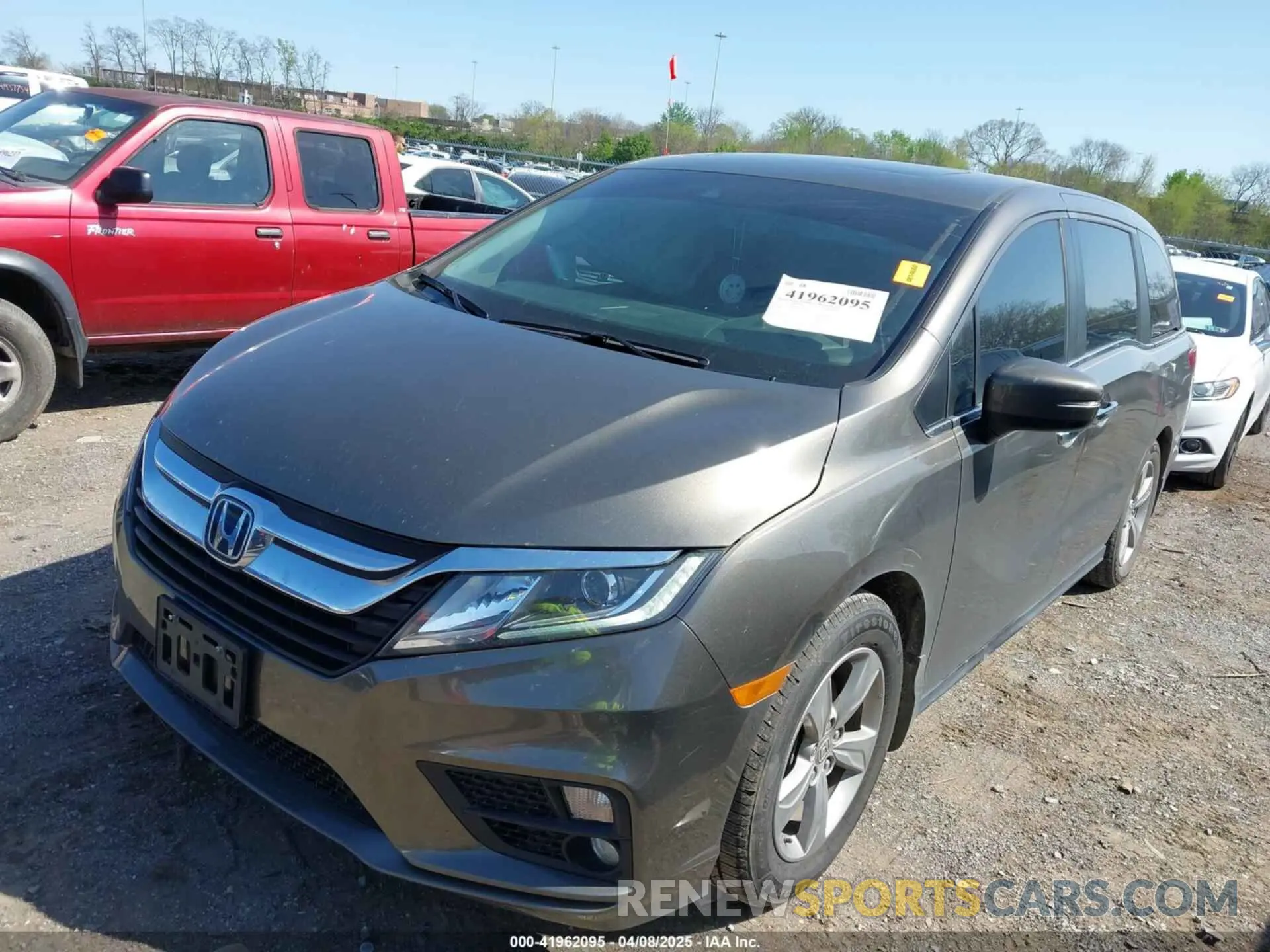 2 Photograph of a damaged car 5FNRL6H78KB115260 HONDA ODYSSEY 2019