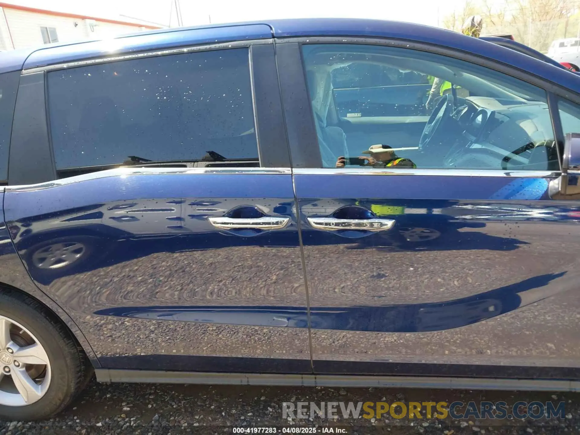 13 Photograph of a damaged car 5FNRL6H78KB124346 HONDA ODYSSEY 2019