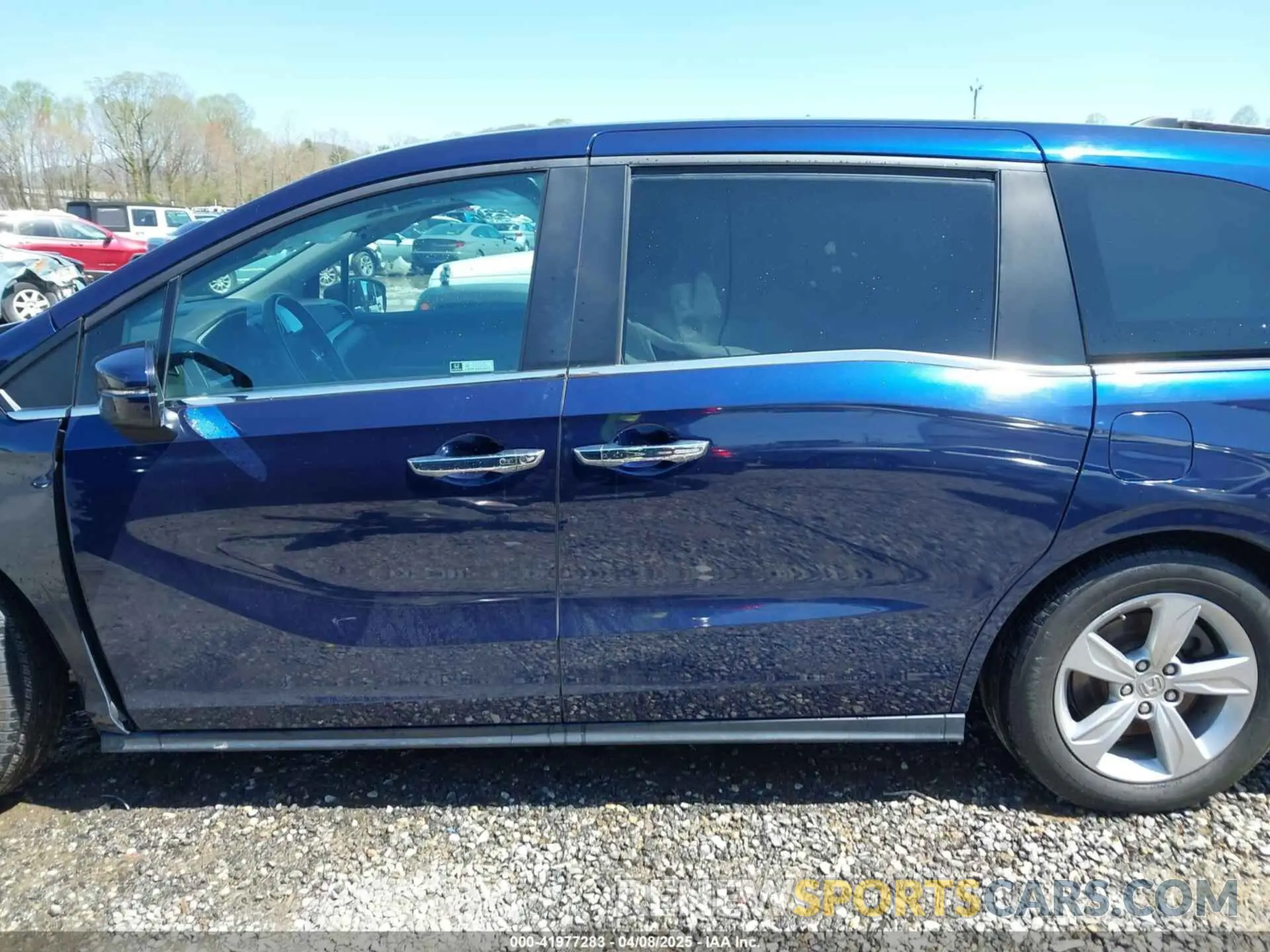 14 Photograph of a damaged car 5FNRL6H78KB124346 HONDA ODYSSEY 2019