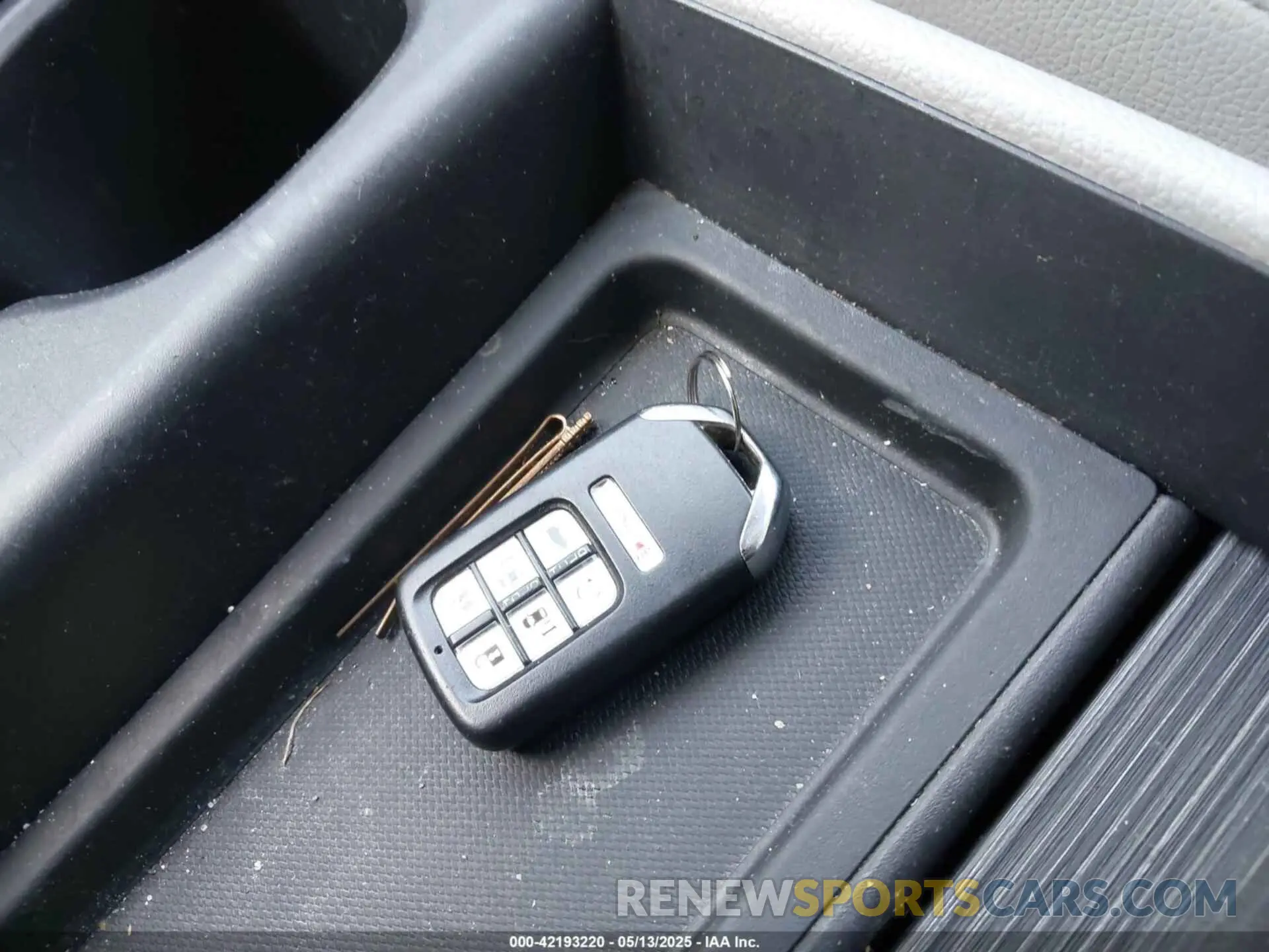 11 Photograph of a damaged car 5FNRL6H7XKB003589 HONDA ODYSSEY 2019