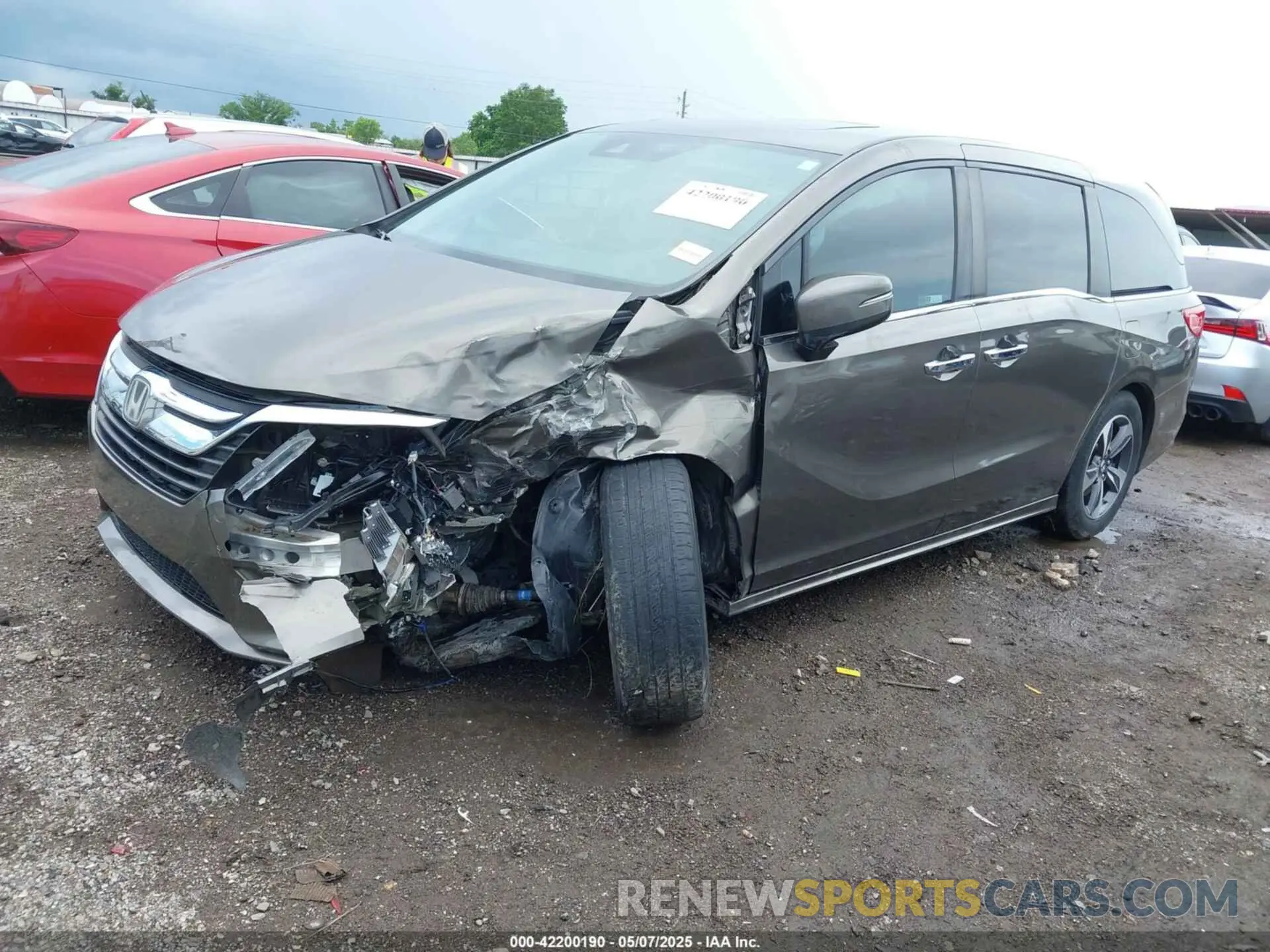 2 Photograph of a damaged car 5FNRL6H81KB038790 HONDA ODYSSEY 2019