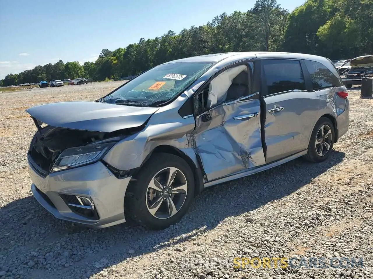1 Photograph of a damaged car 5FNRL6H86KB061658 HONDA ODYSSEY 2019
