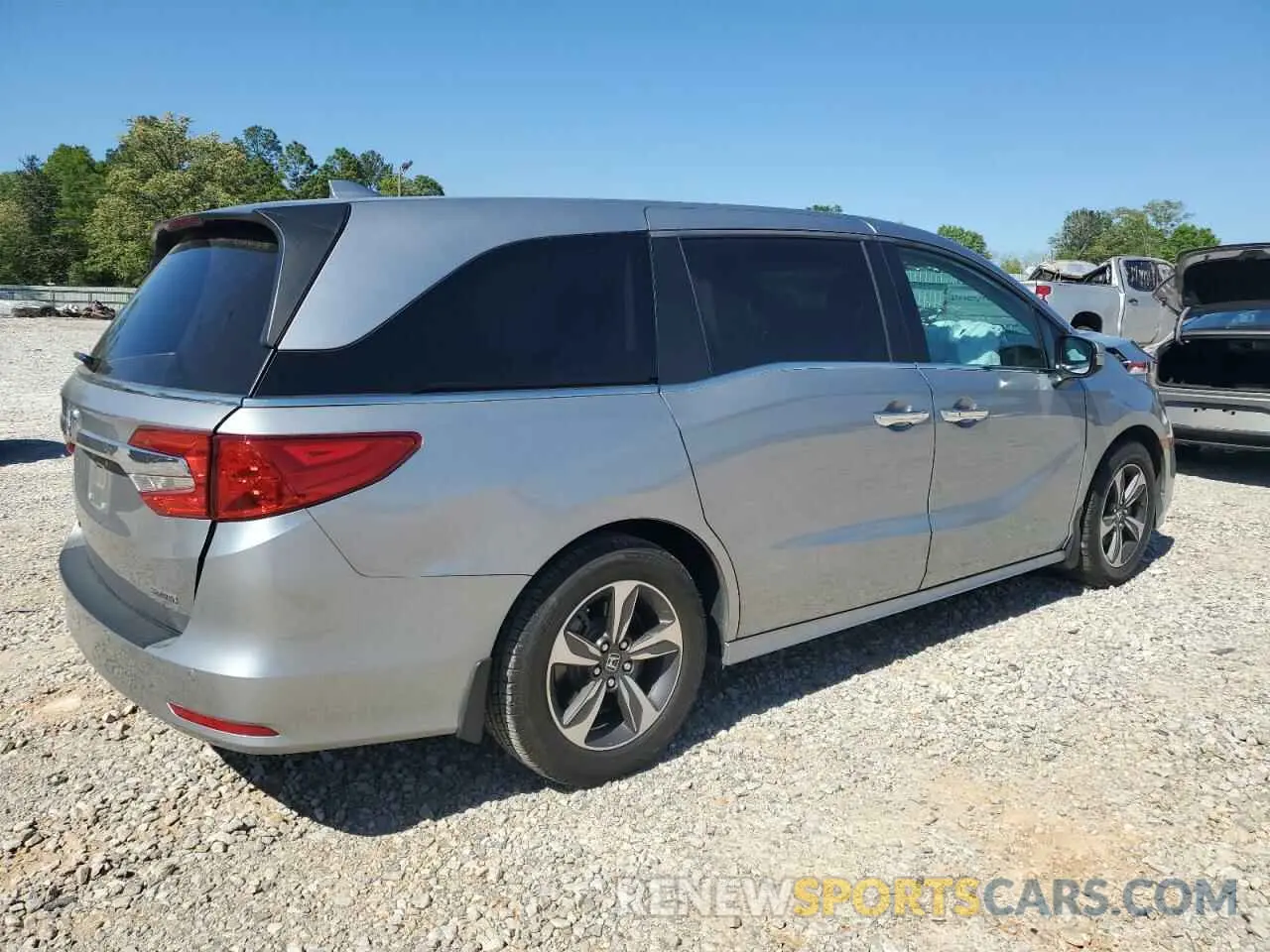 3 Photograph of a damaged car 5FNRL6H86KB061658 HONDA ODYSSEY 2019