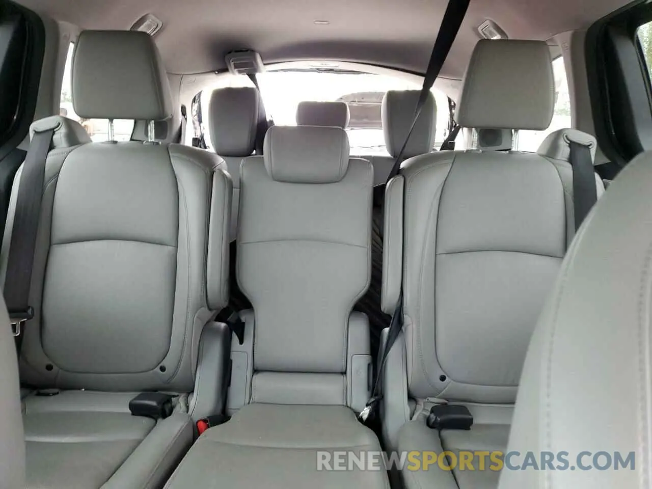 10 Photograph of a damaged car 5FNRL6H90KB114038 HONDA ODYSSEY 2019