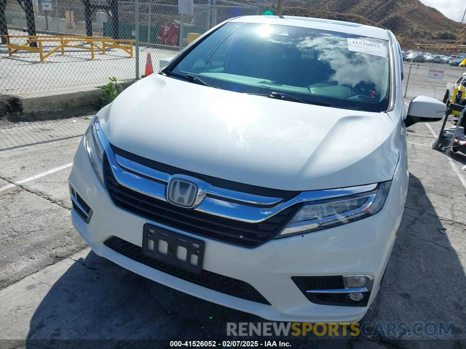 12 Photograph of a damaged car 5FNRL6H91KB105655 HONDA ODYSSEY 2019