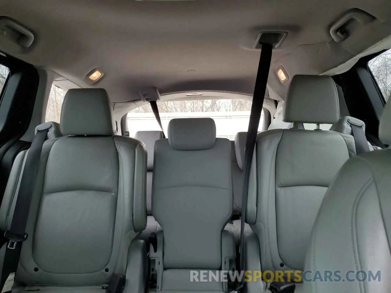 10 Photograph of a damaged car 5FNRL6H93KB002995 HONDA ODYSSEY 2019