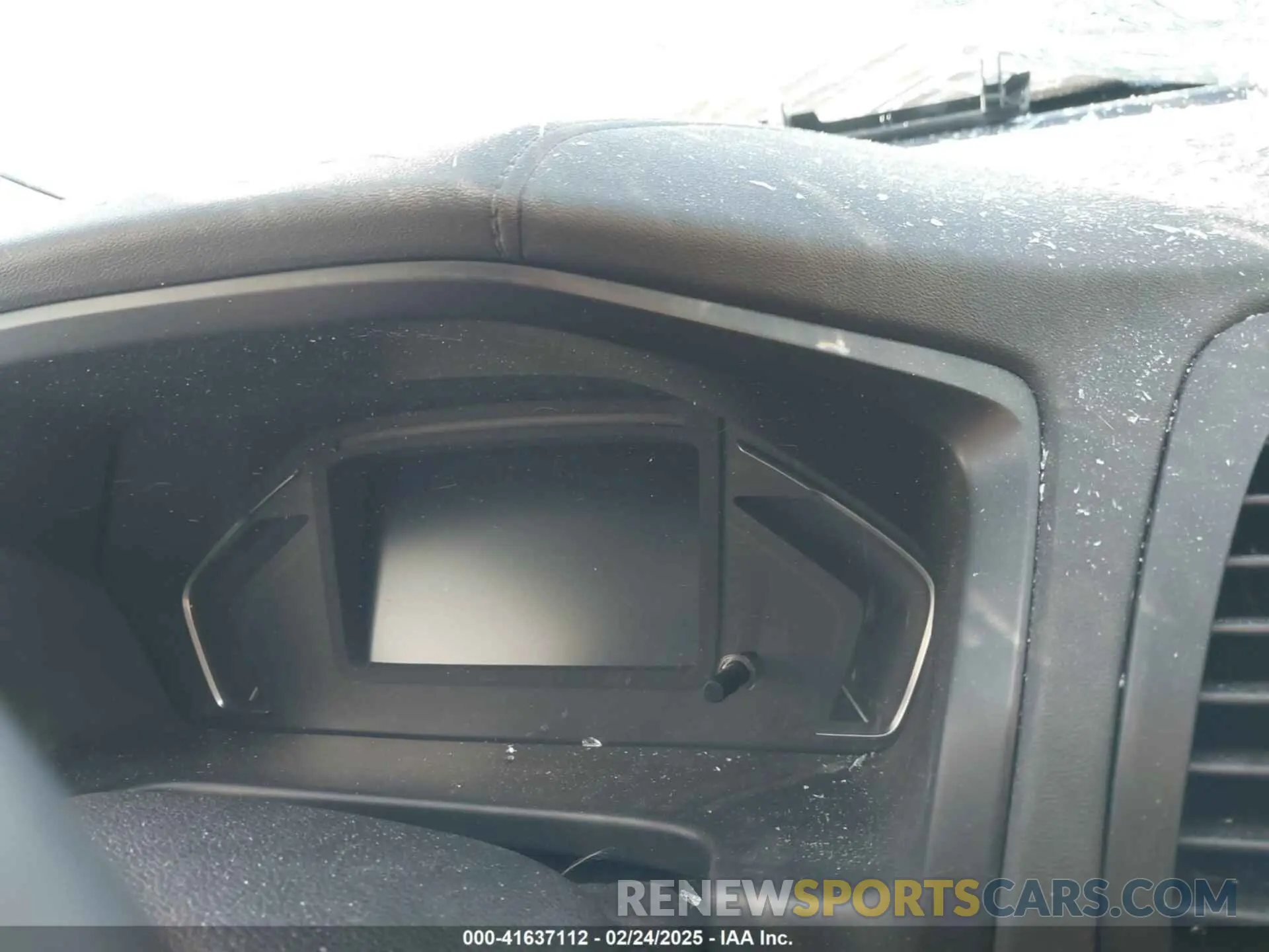 7 Photograph of a damaged car 5FNRL6H93KB056071 HONDA ODYSSEY 2019