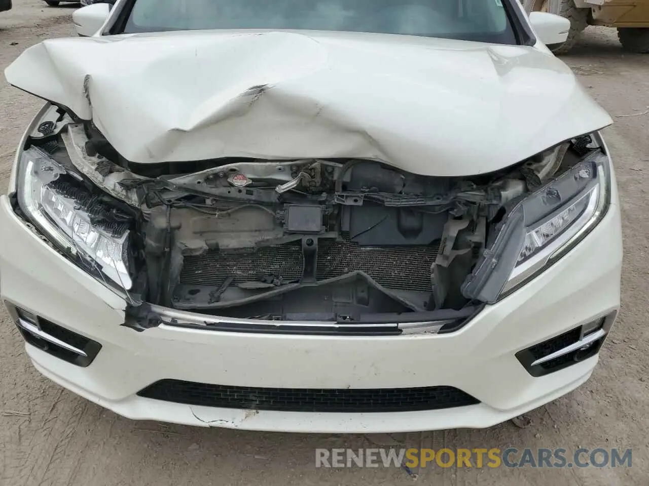 12 Photograph of a damaged car 5FNRL6H93KB069516 HONDA ODYSSEY 2019