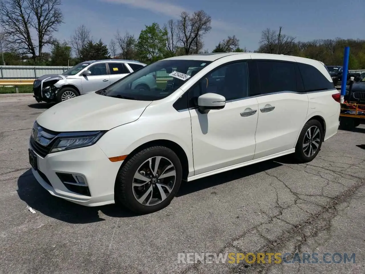 1 Photograph of a damaged car 5FNRL6H94KB067337 HONDA ODYSSEY 2019