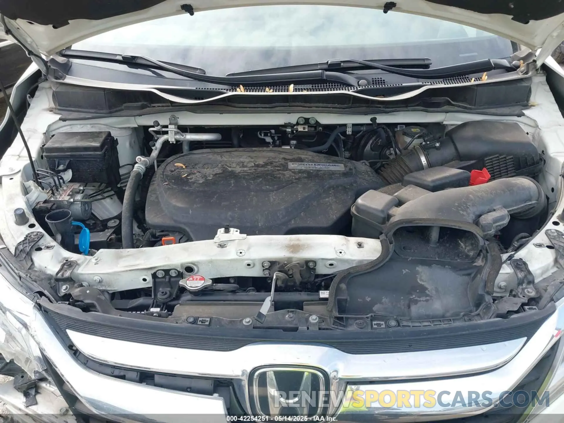 10 Photograph of a damaged car 5FNRL6H95KB047758 HONDA ODYSSEY 2019