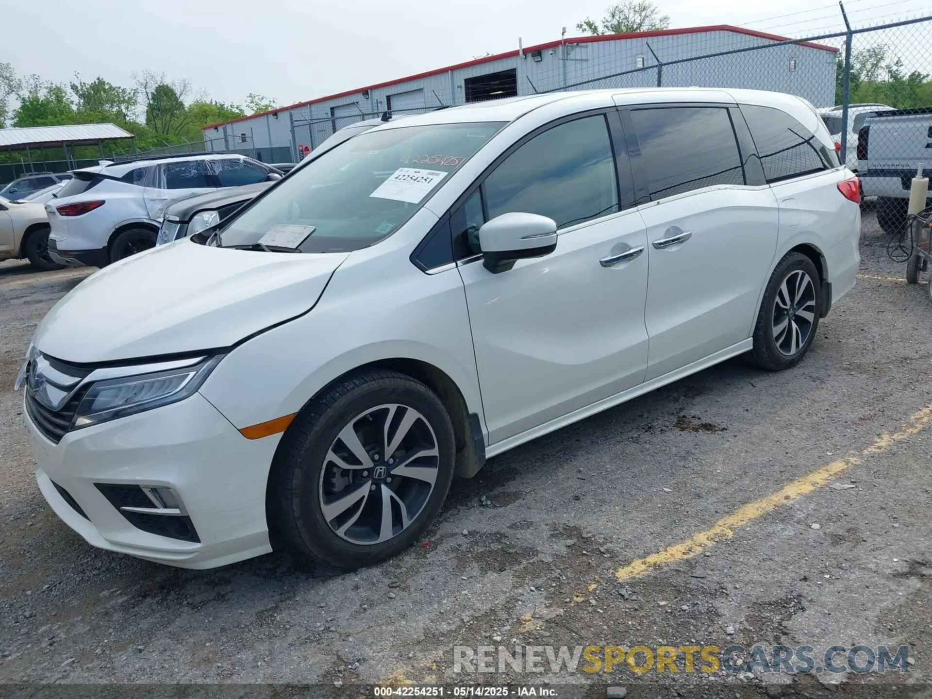 2 Photograph of a damaged car 5FNRL6H95KB047758 HONDA ODYSSEY 2019