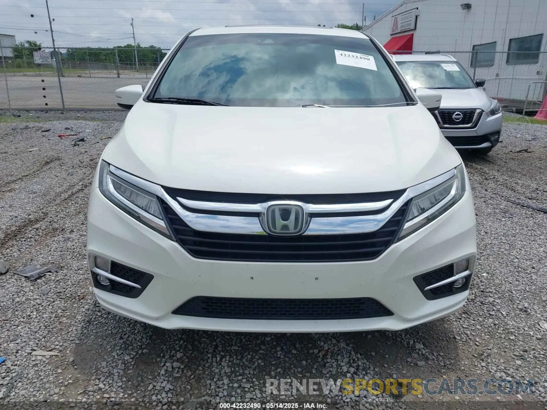 13 Photograph of a damaged car 5FNRL6H95KB104816 HONDA ODYSSEY 2019