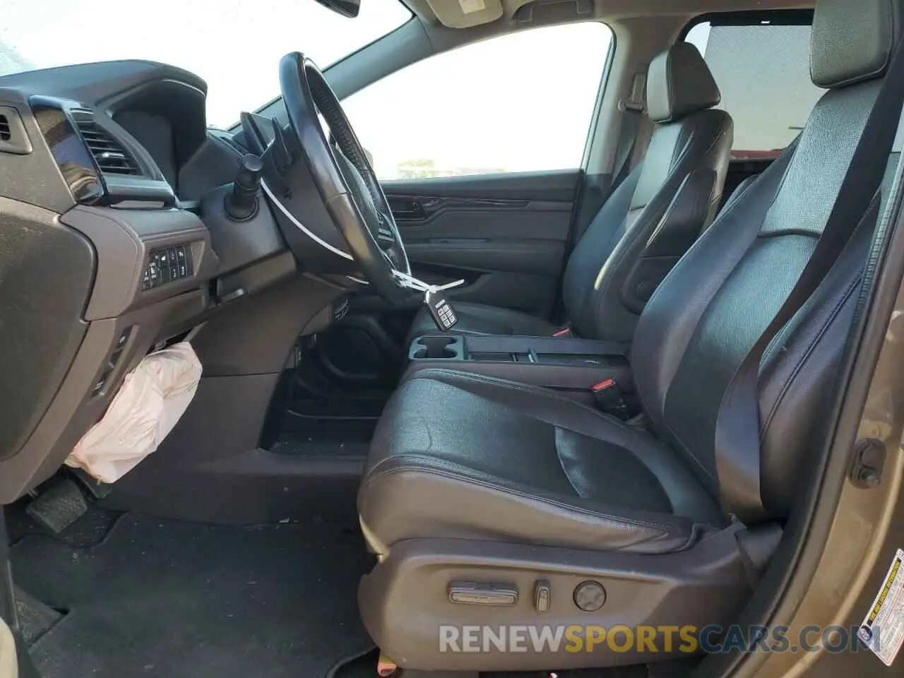 7 Photograph of a damaged car 5FNRL6H96KB023310 HONDA ODYSSEY 2019