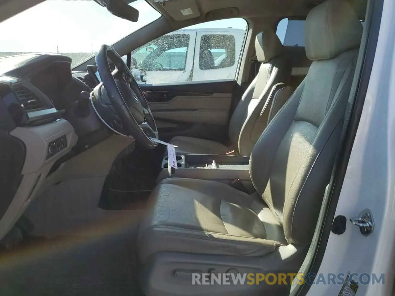 7 Photograph of a damaged car 5FNRL6H9XKB022600 HONDA ODYSSEY 2019