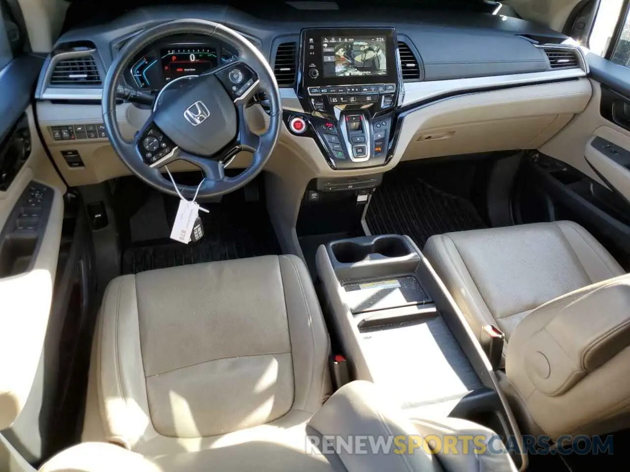 8 Photograph of a damaged car 5FNRL6H9XKB022600 HONDA ODYSSEY 2019