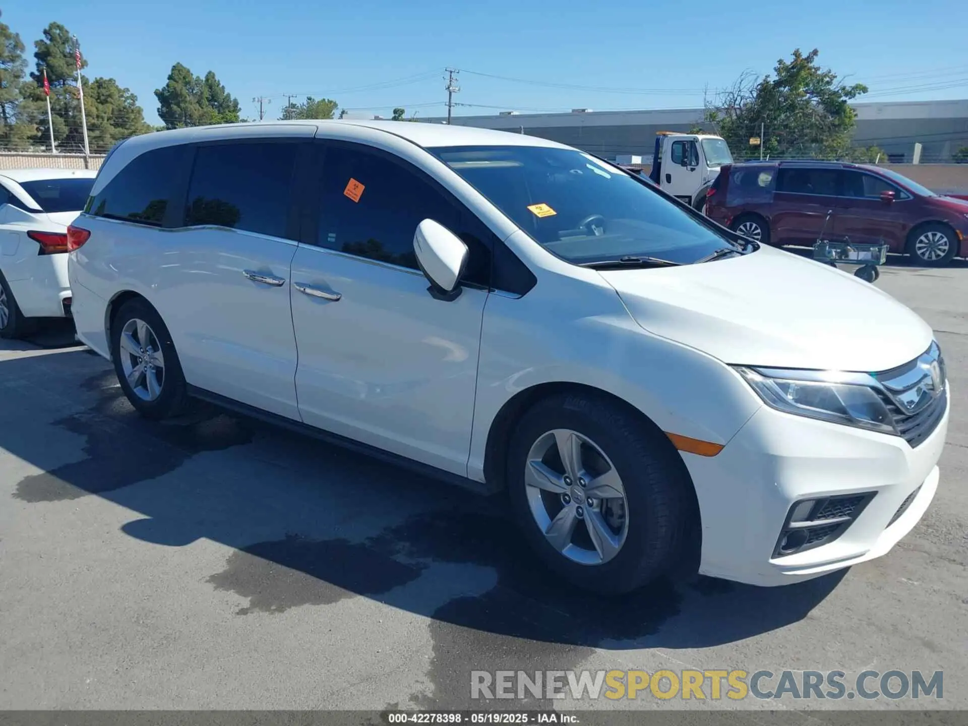 1 Photograph of a damaged car 5FNRL6H51LB032107 HONDA ODYSSEY 2020