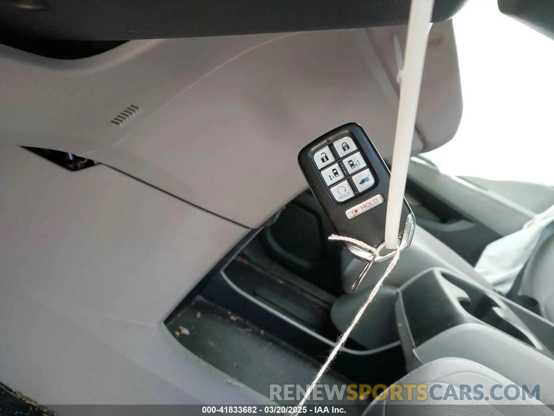 11 Photograph of a damaged car 5FNRL6H53LB027961 HONDA ODYSSEY 2020