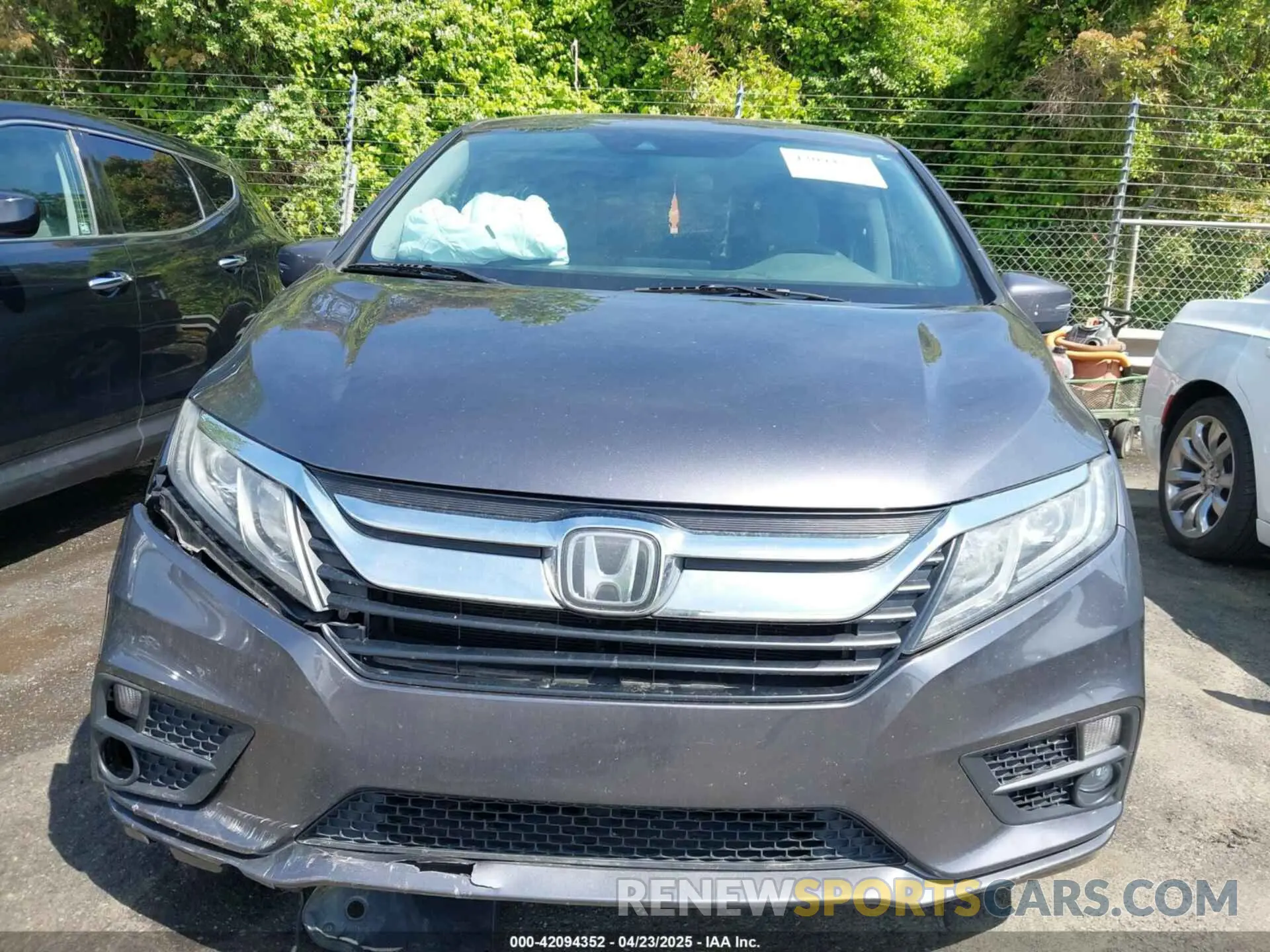 12 Photograph of a damaged car 5FNRL6H55LB031767 HONDA ODYSSEY 2020