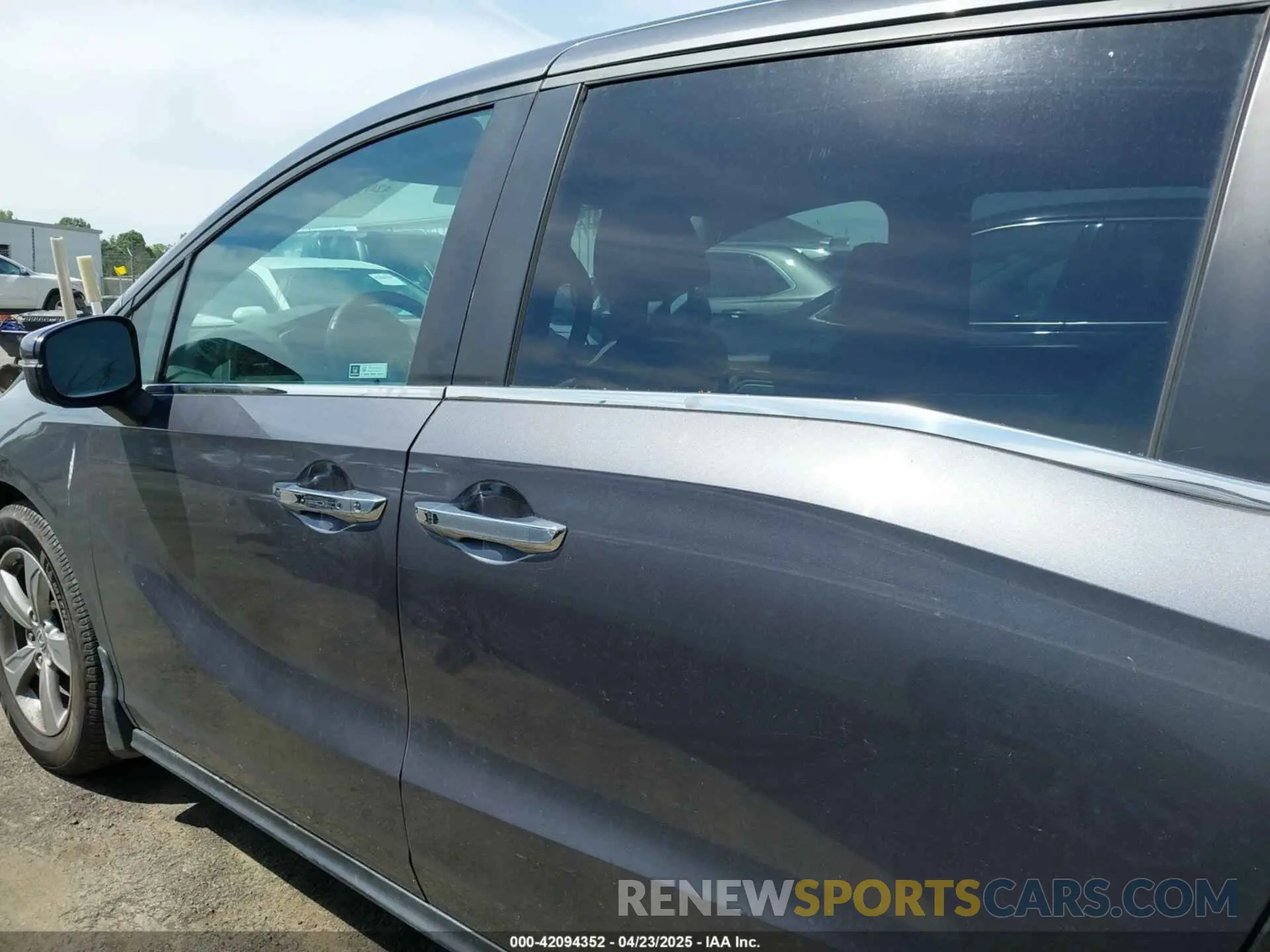 14 Photograph of a damaged car 5FNRL6H55LB031767 HONDA ODYSSEY 2020