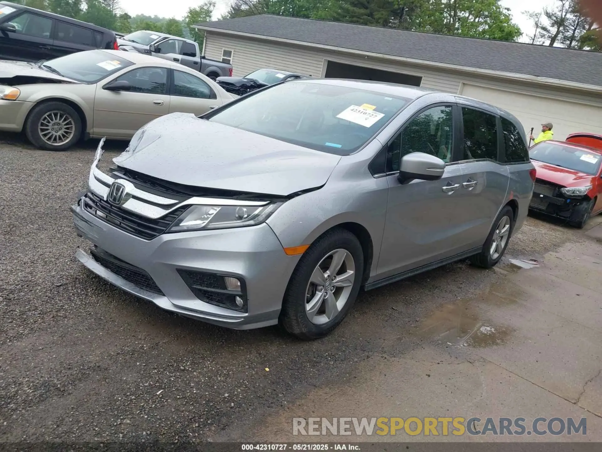 2 Фотография поврежденного автомобиля 5FNRL6H55LB056006 HONDA ODYSSEY 2020
