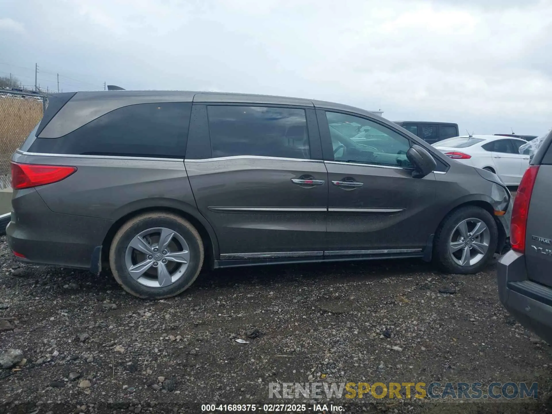 13 Фотография поврежденного автомобиля 5FNRL6H74LB024598 HONDA ODYSSEY 2020