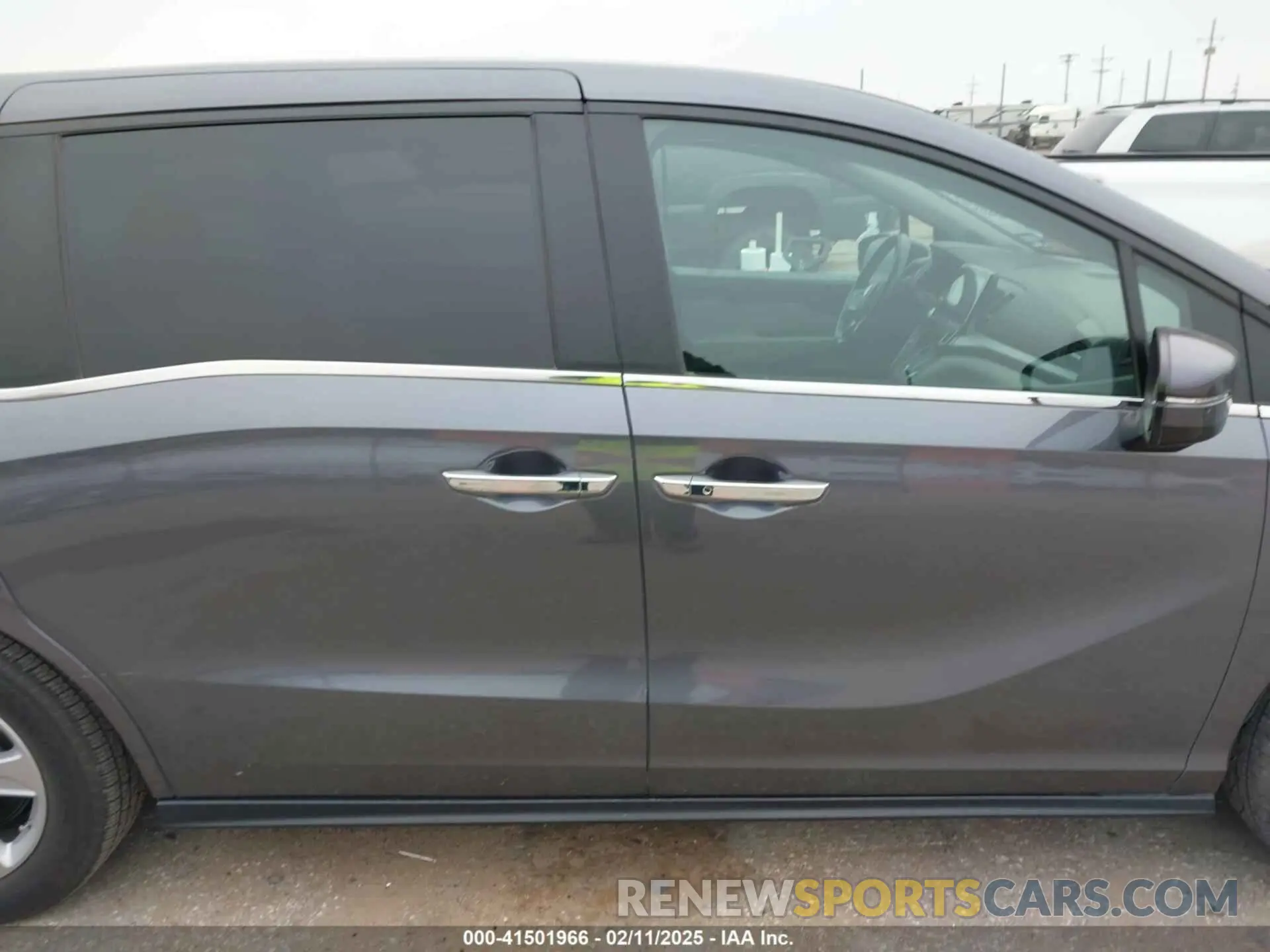 14 Photograph of a damaged car 5FNRL6H77LB066781 HONDA ODYSSEY 2020
