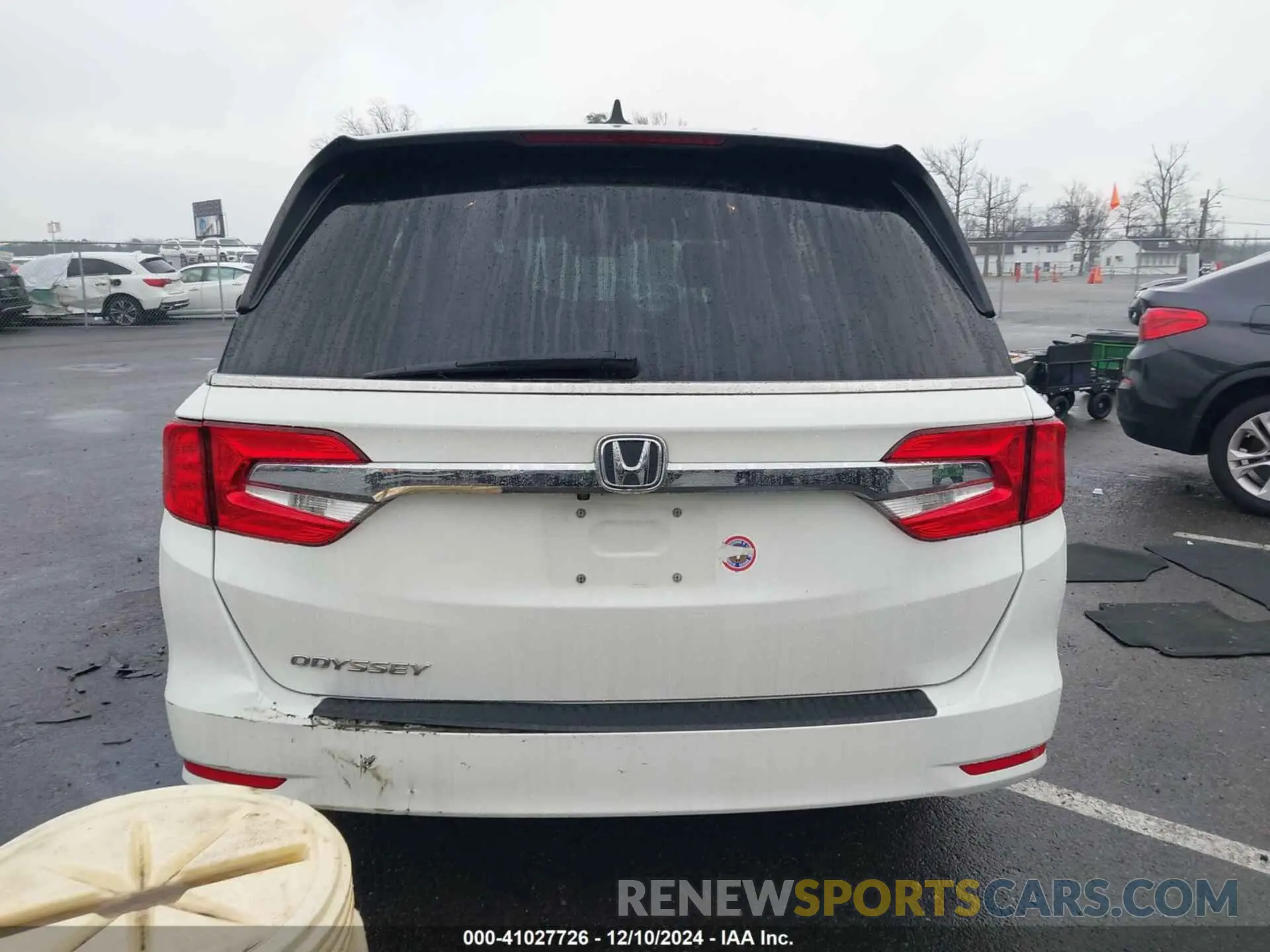 15 Photograph of a damaged car 5FNRL6H78LB031411 HONDA ODYSSEY 2020