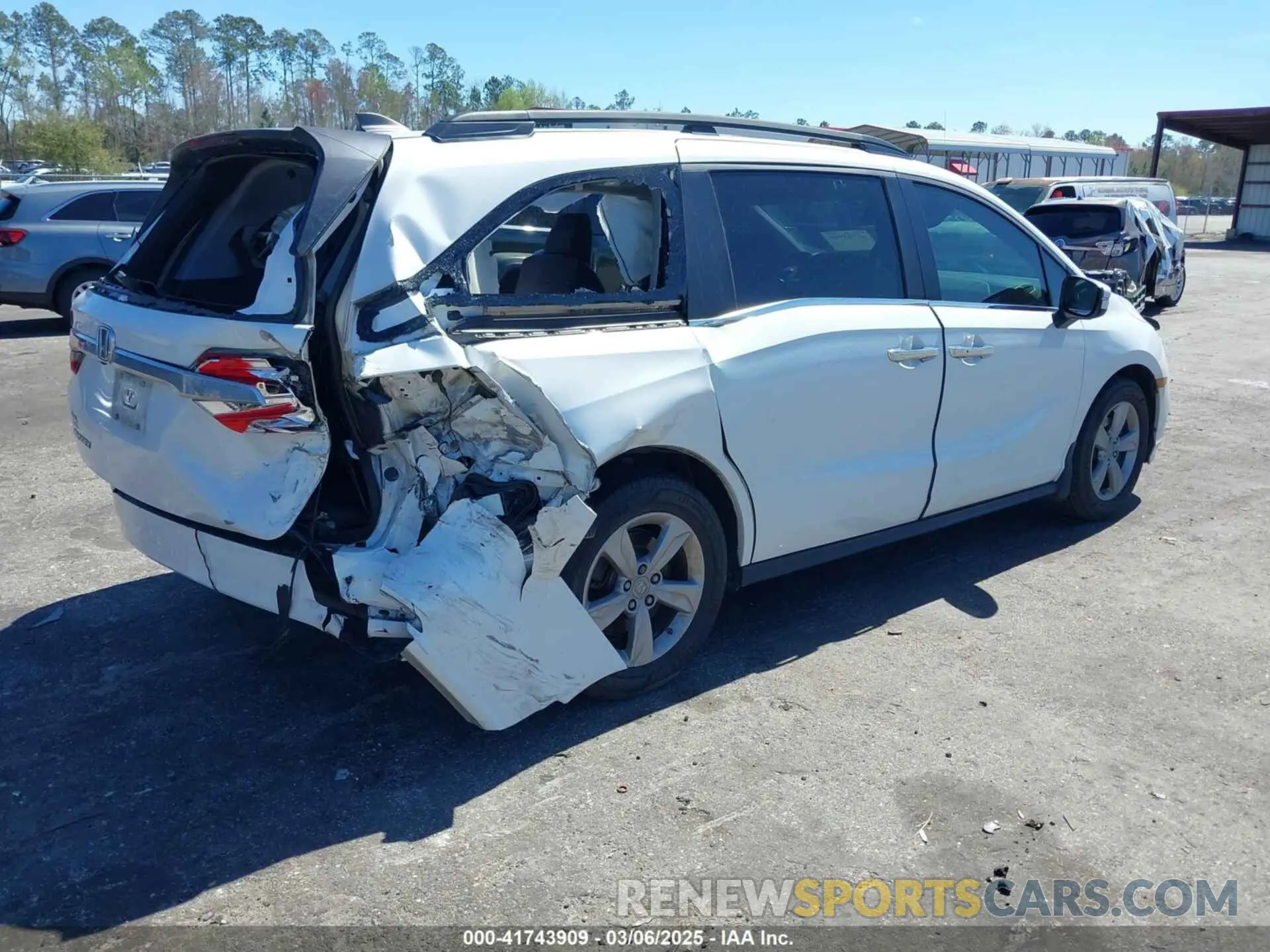 4 Фотография поврежденного автомобиля 5FNRL6H79LB025360 HONDA ODYSSEY 2020