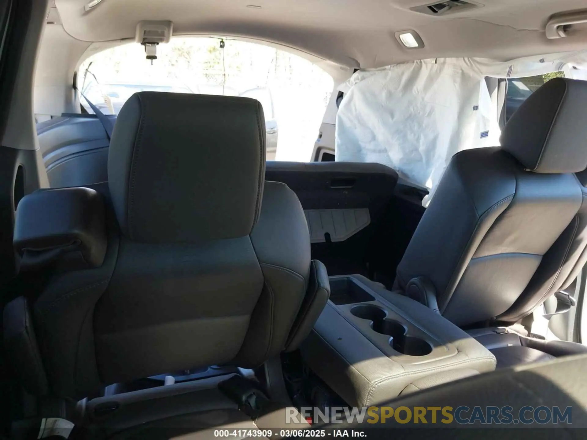 8 Фотография поврежденного автомобиля 5FNRL6H79LB025360 HONDA ODYSSEY 2020