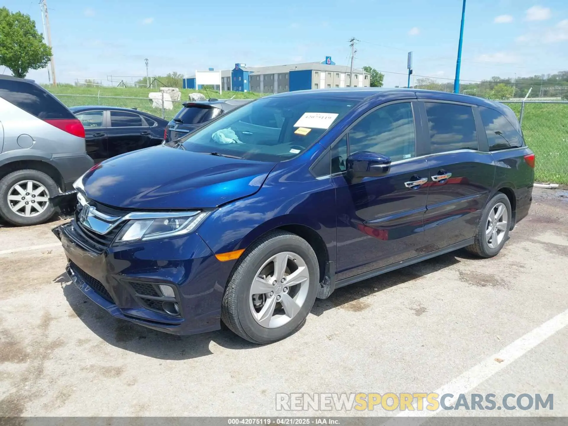 2 Photograph of a damaged car 5FNRL6H79LB039226 HONDA ODYSSEY 2020